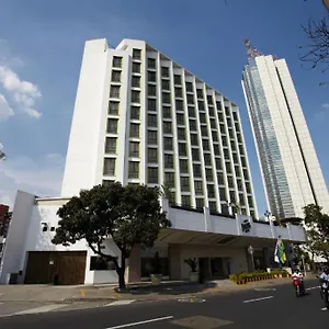 Club De Bienestar Ilar Bulevar Del Rio Hotel Cali