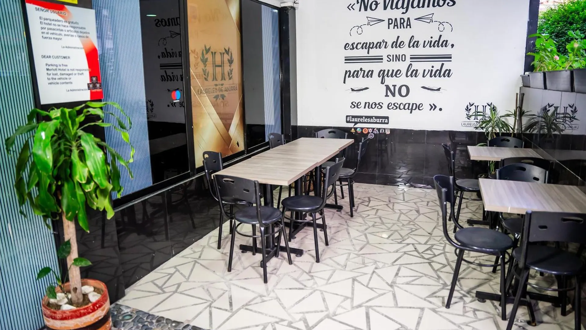 Hotel Laureles De Aburra Medellin 0*,  Colombia